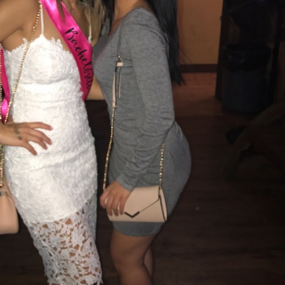 Dress - Picture 3 of 3